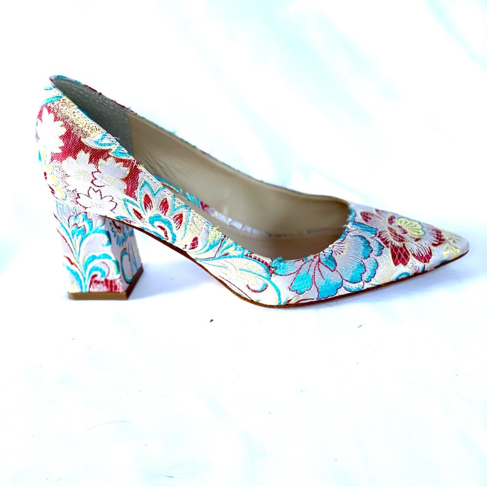 Marc Fisher. Brand New. Size 5m - image 1